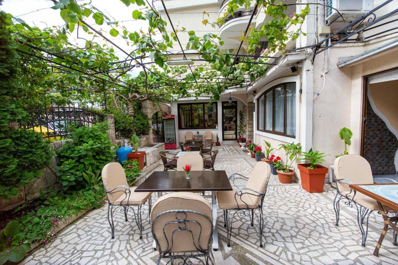 Saki Apartments Budva Luaran gambar